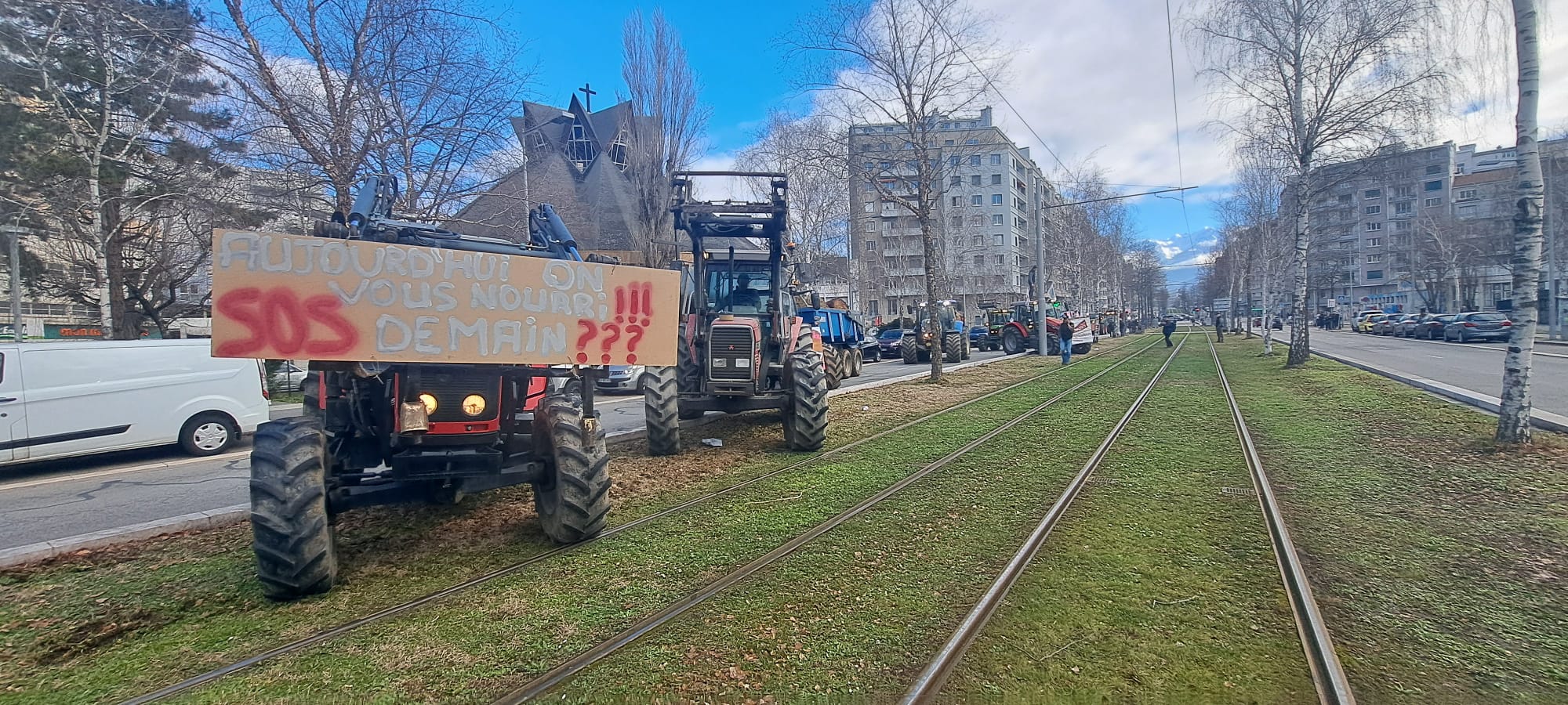 WhatsApp Image 2024-01-25 &agrave; 11.33.14_2404b574.jpg (479 KB)