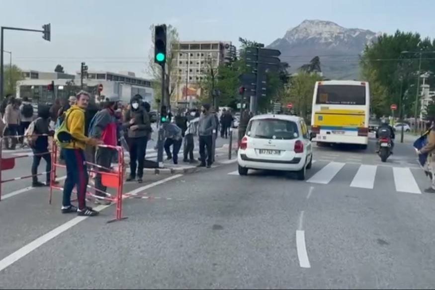 Grenoble : des manifestants bloquent l’accès à la Presqu’île scientifique
