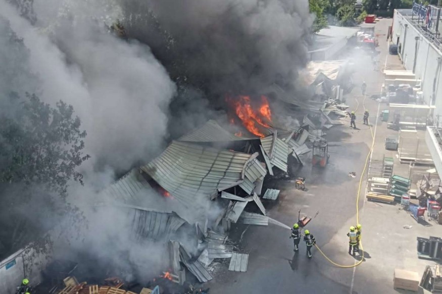 Isle d'Abeau : Un incendie au centre Commercial Carrefour
