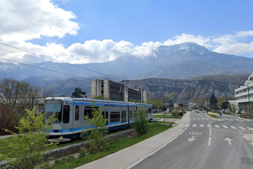 Un nourrisson de huit mois mordu par deux chiens au Pont-de-Claix